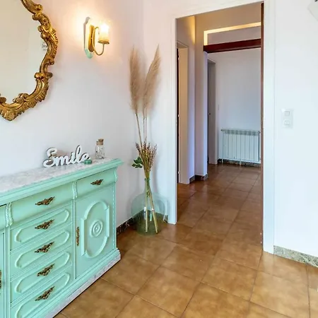 Pons De Dalt A La Selva Tatil Evi