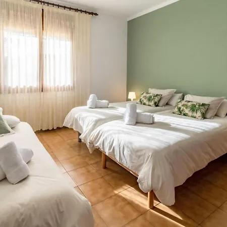 Pons De Dalt A La Selva Tatil Evi
